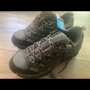 Fanture Hiking shoes men’s size 10 (43 in EU) New